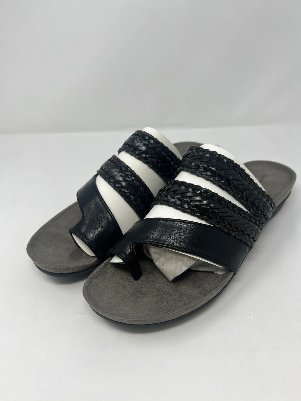 Baretraps Women's 10M Jonelle Black Sandals